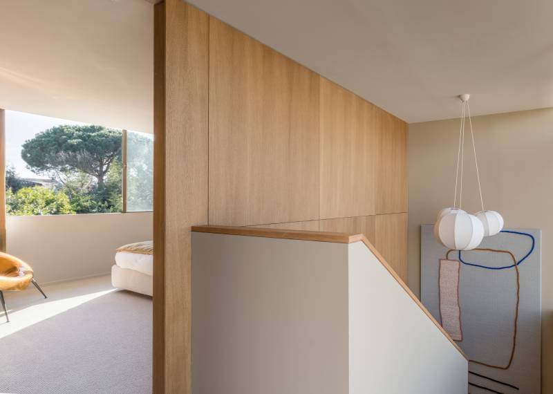 Réhabilitation contemporaine d’un ancien atelier transformé en maison à Bordeaux