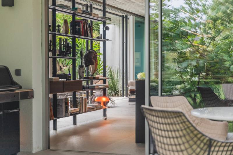 Maison d’architecte avec volumes modernes et façade contemporaine à Bordeaux